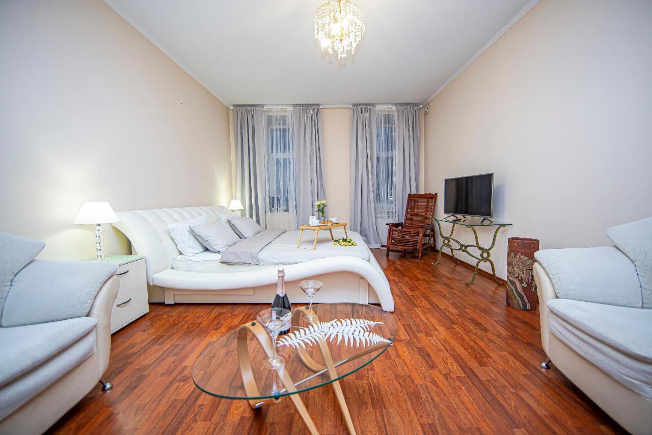 4Br Apartment Next To St Isaak Cathedral Sankt Petersburg Zewnętrze zdjęcie